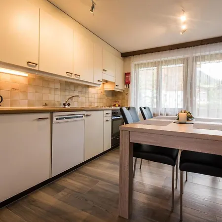 Appartamento Haus Adora Appartement-fewo 4-bettwohnung Nr- 4 By Interhome